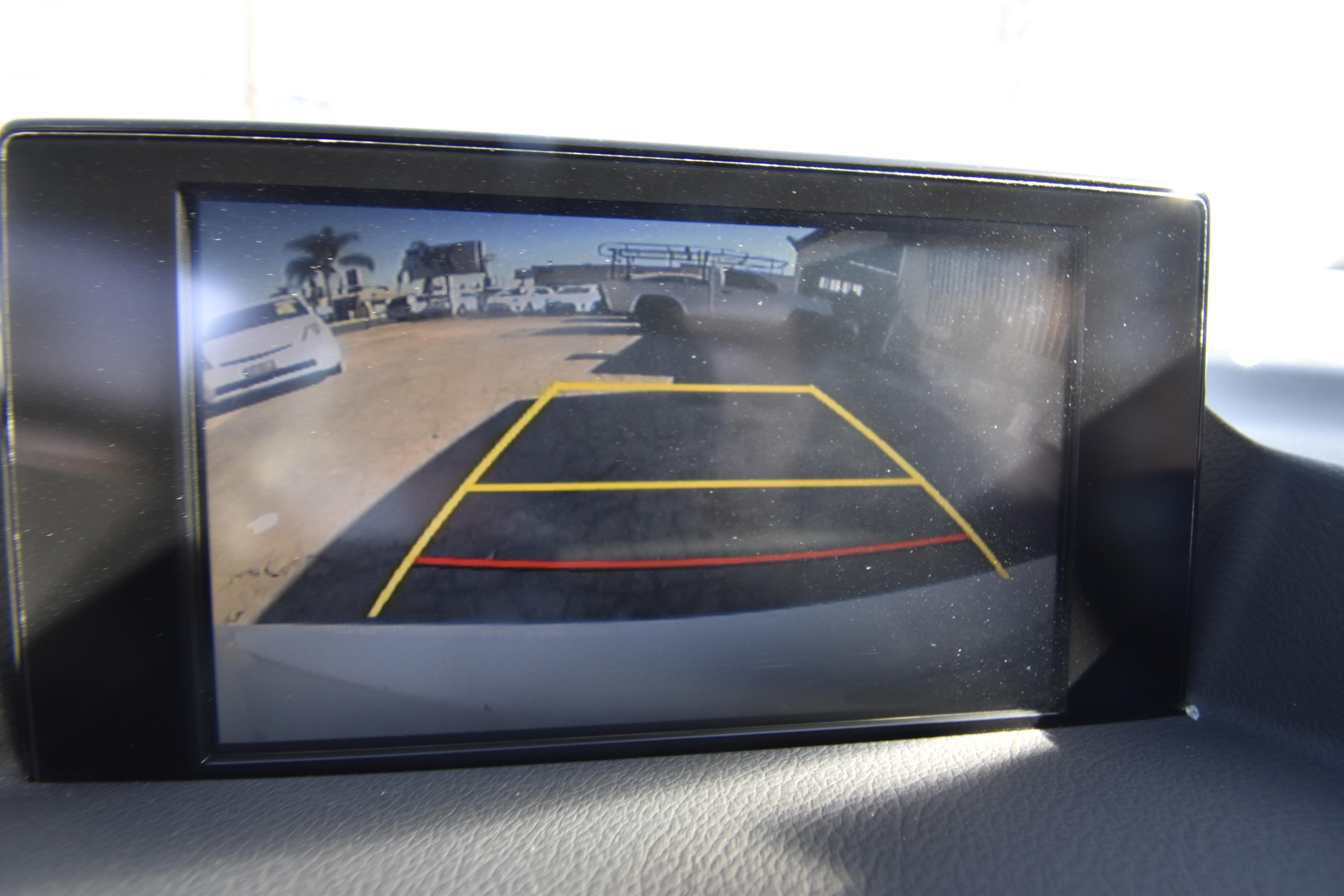 Used 2016 Lexus CT 200h w/ Navigation Package FWD image 13