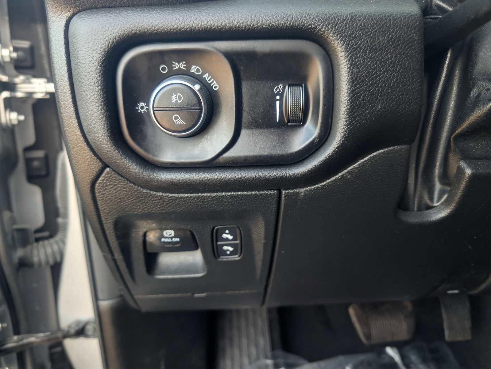 Used 2025 RAM 1500 Big Horn image 18