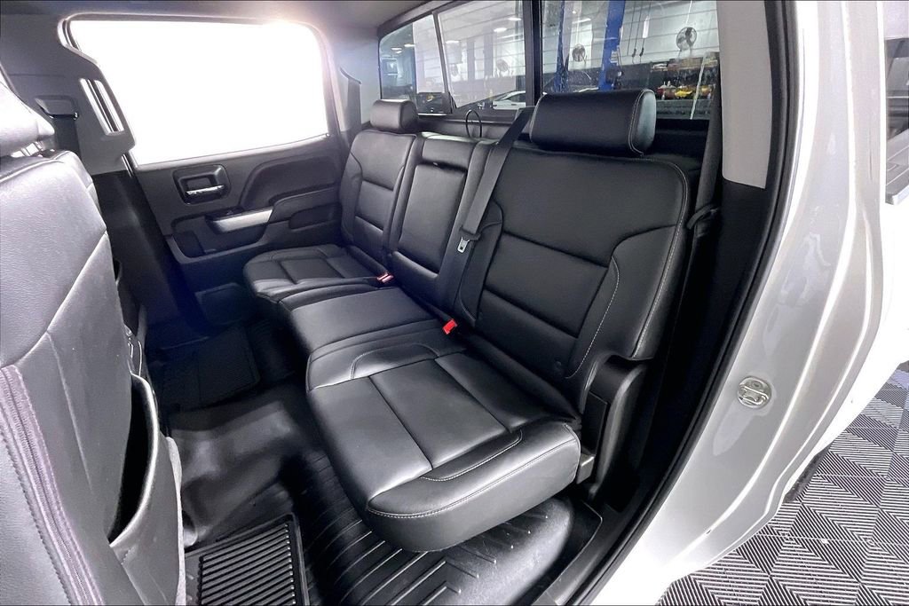 Used 2018 Chevrolet Silverado 1500 LTZ Z71 image 36