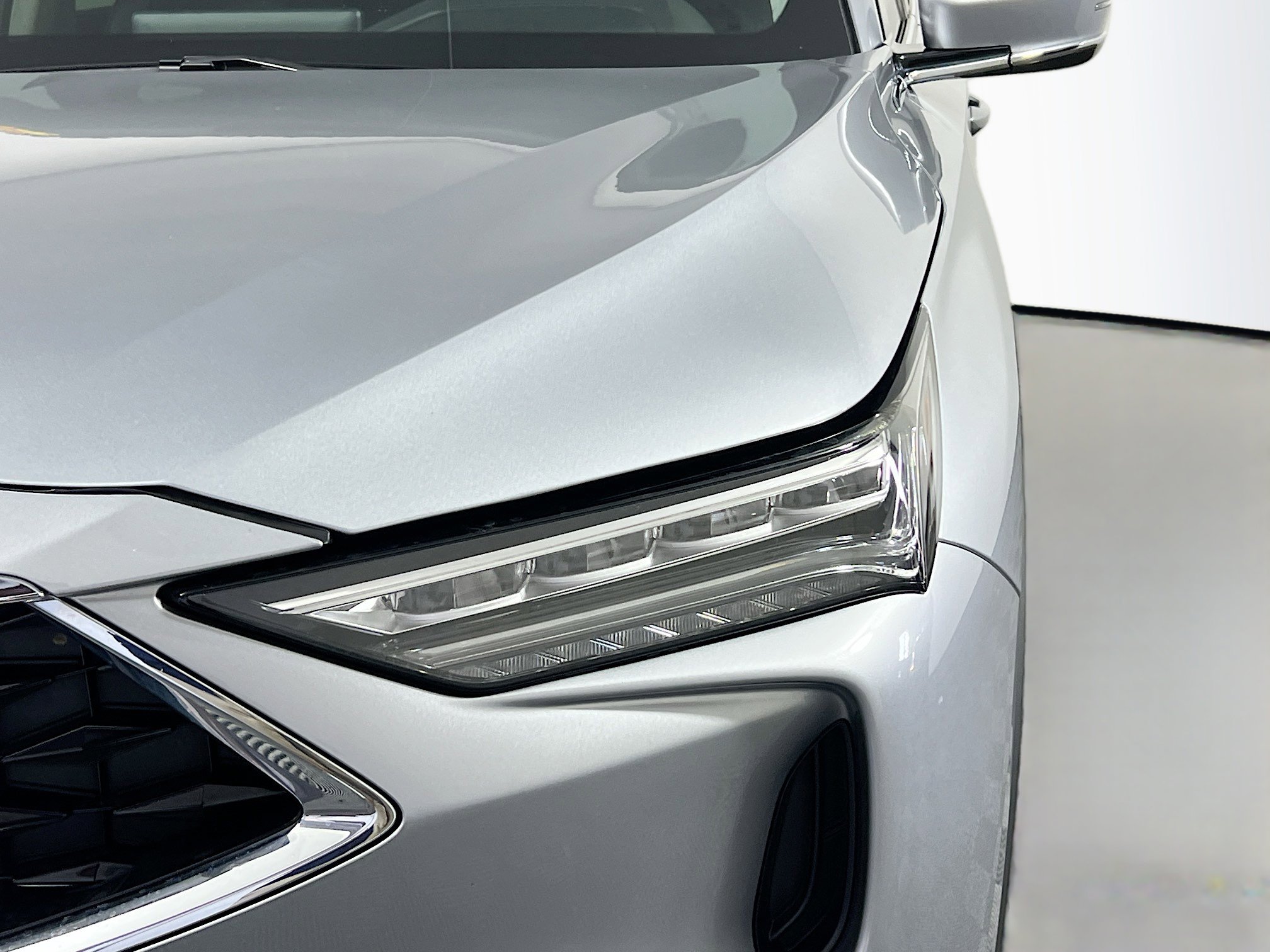 Used 2022 Acura MDX SH-AWD w/ Technology Package image 11