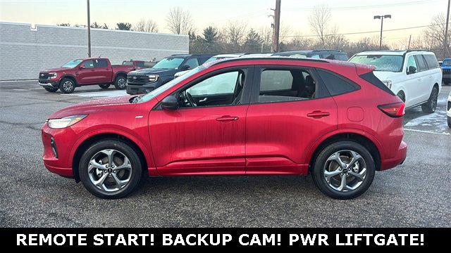 Used 2024 Ford Escape ST-Line image 3