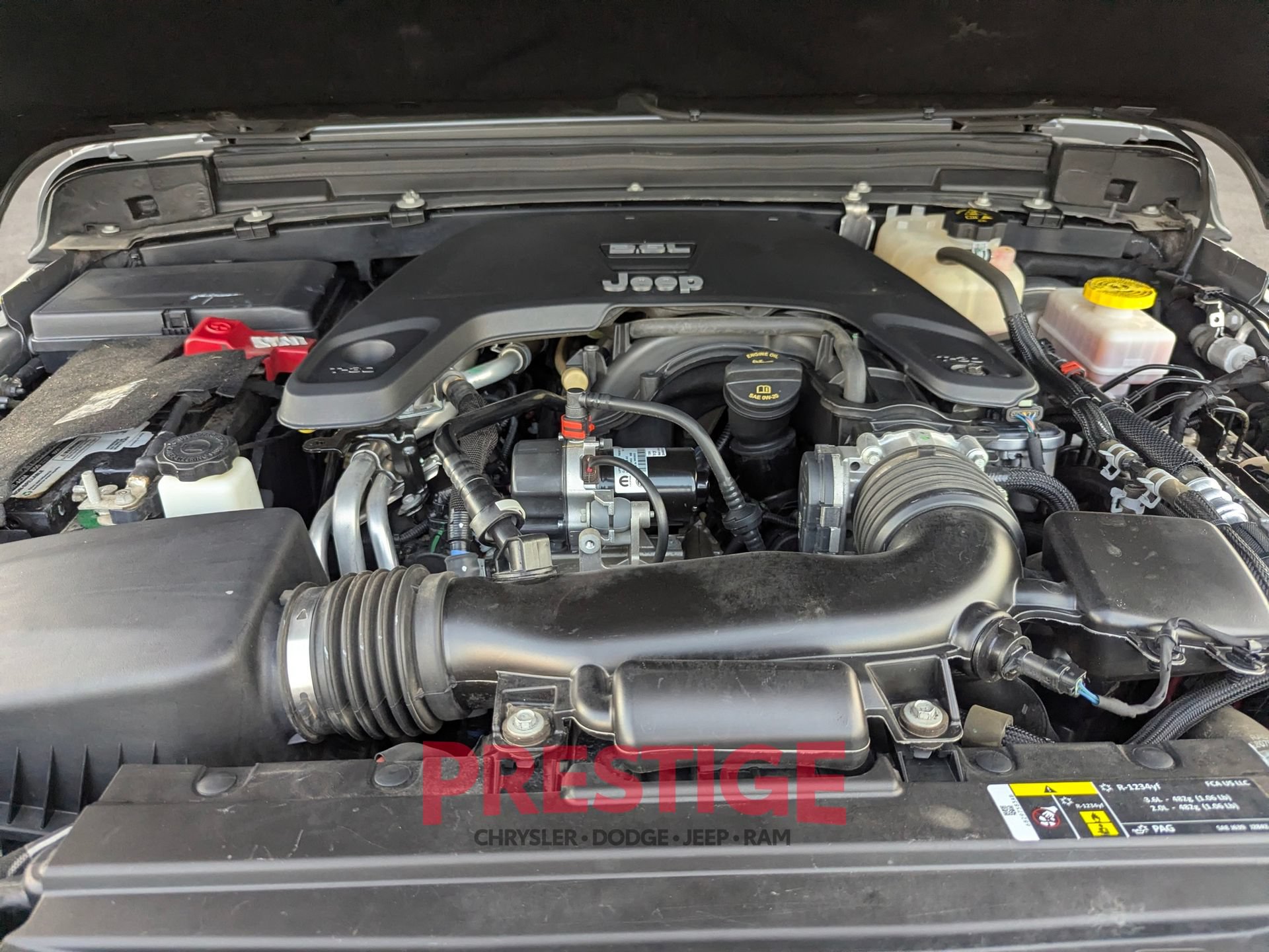 Used 2020 Jeep Wrangler Unlimited Sahara AWD/4WD image 34