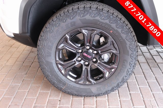 New 2025 GMC Canyon Elevation w/ Convenience Package image 9