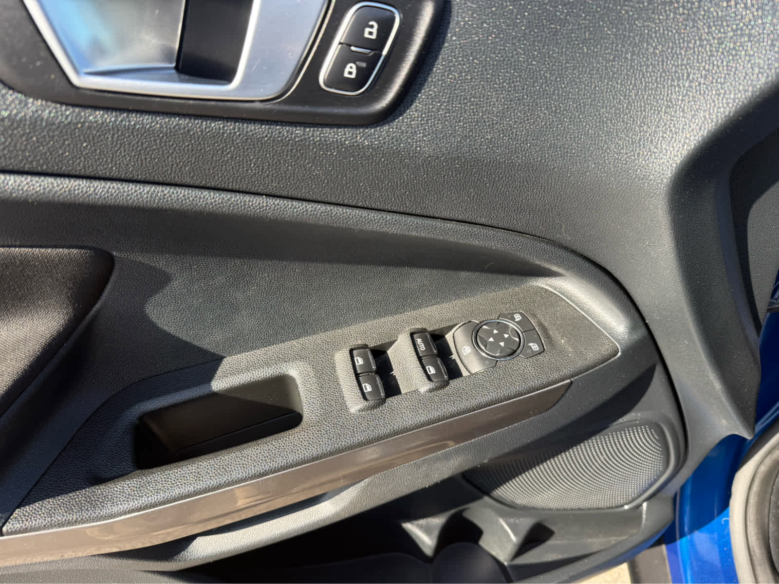 Used 2019 Ford EcoSport SE w/ SE Convenience Package AWD/4WD image 7