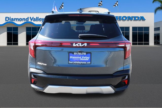 Used 2025 Kia Seltos S image 5