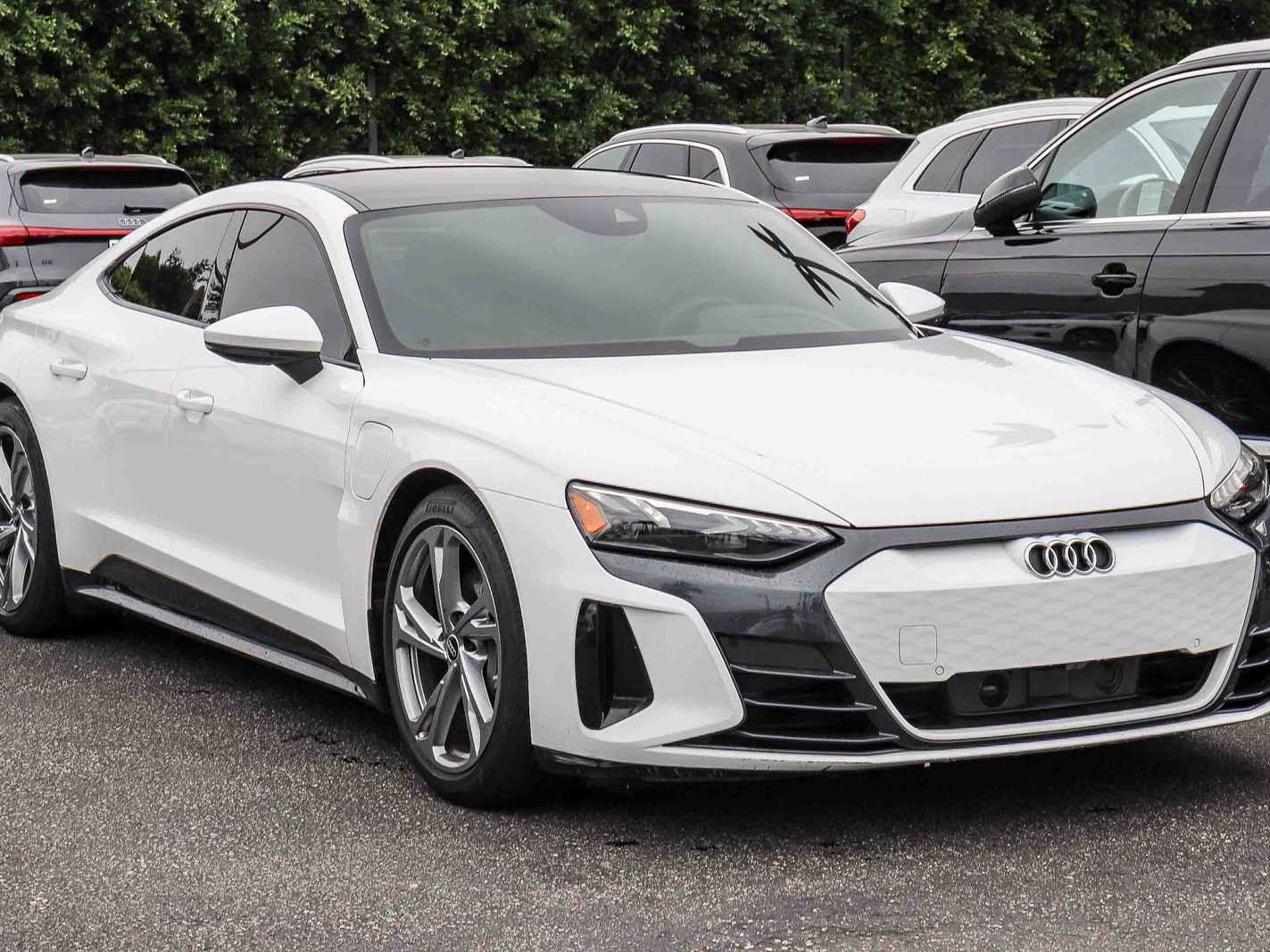 Used 2024 Audi e-tron GT Premium Plus w/ Executive Package AWD/4WD image 5