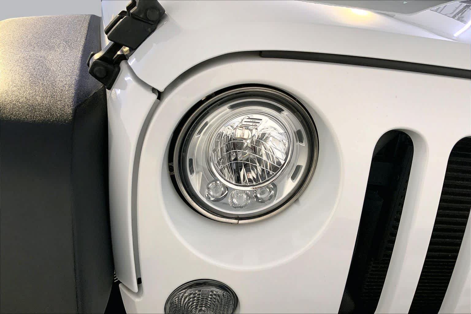 Used 2017 Jeep Wrangler Sport w/ Quick Order Package 24S AWD/4WD image 27