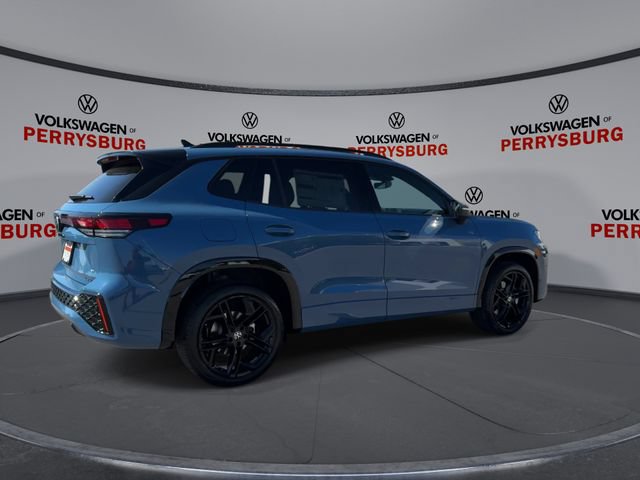 New 2026 Volkswagen Tiguan SE R-Line AWD/4WD image 8