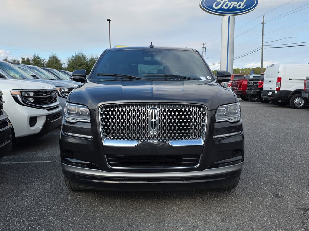 Used 2023 Lincoln Navigator Reserve image 10