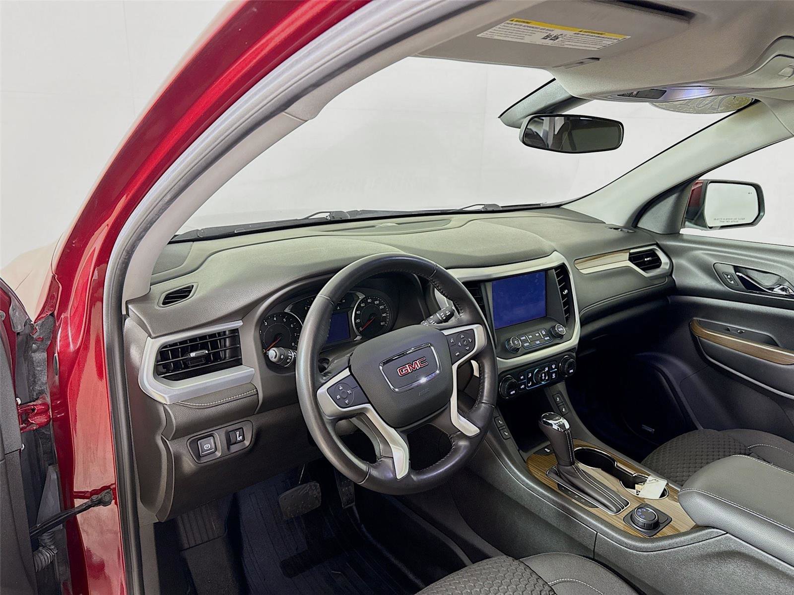 Used 2018 GMC Acadia SLE w/ Driver Alert Package I AWD/4WD image 23