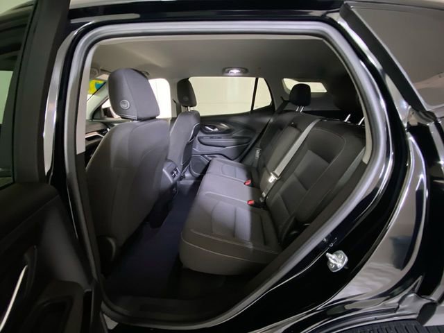 Used 2023 GMC Terrain SLE w/ Driver Convenience Package FWD image 28