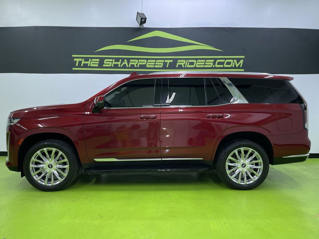 Used 2022 Cadillac Escalade Luxury w/ LPO, Illumination Package image 6