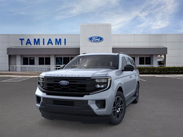 New 2026 Ford Expedition Active image 2