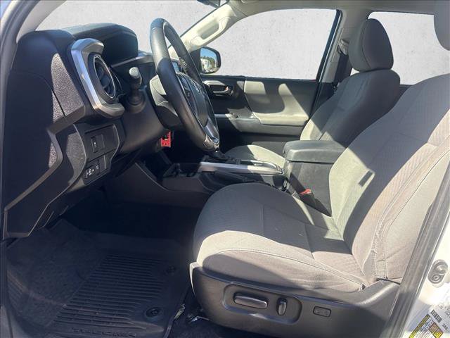 Used 2022 Toyota Tacoma SR5 w/ Technology Package RWD image 10