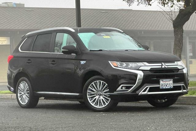 Used 2019 Mitsubishi Outlander GT image 2