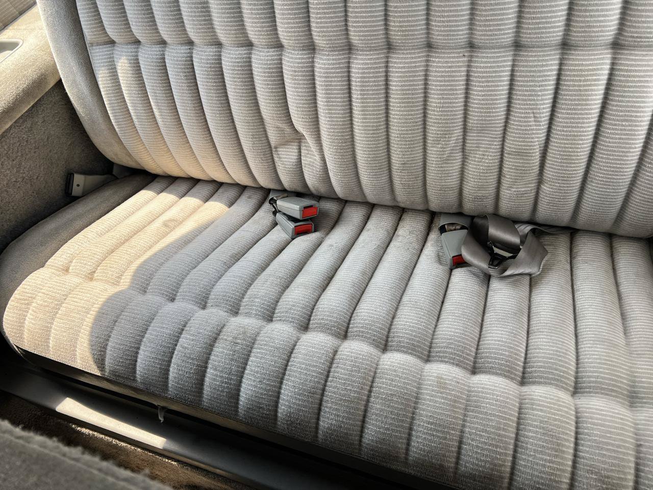 Used 1993 GMC Suburban 2500 AWD/4WD image 12