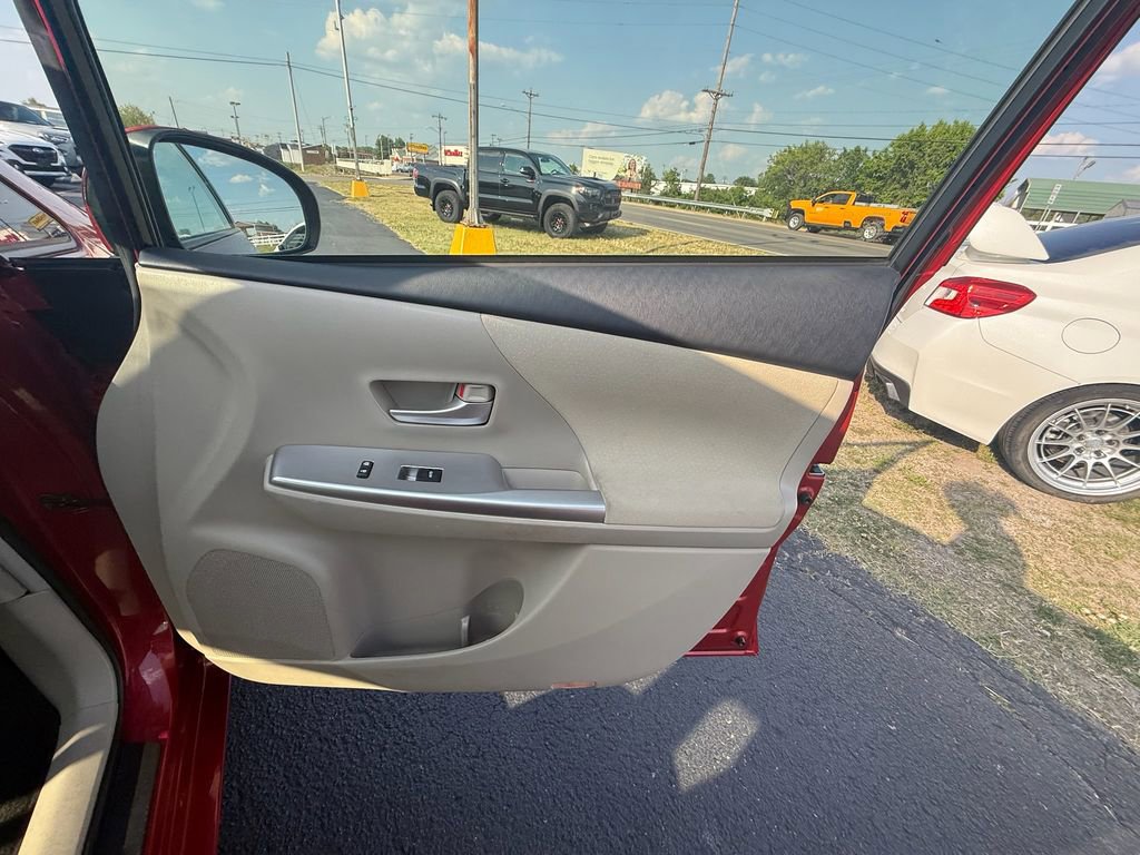 Used 2013 Toyota Prius V Three FWD image 21