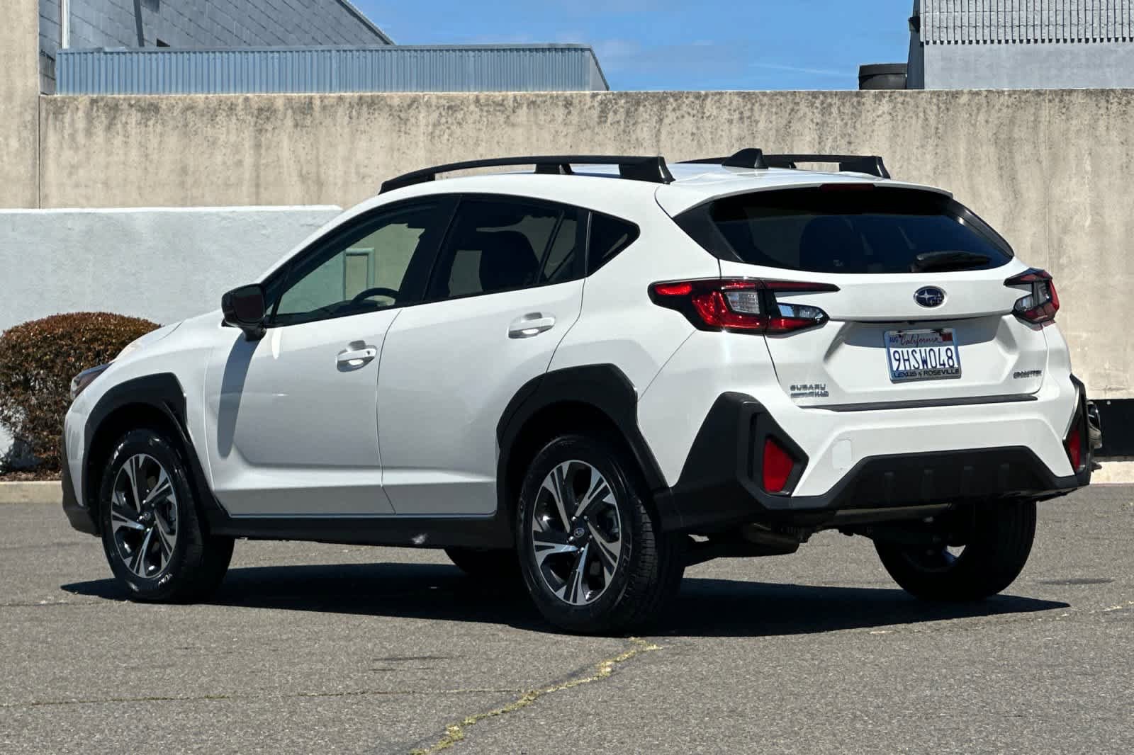 Used 2024 Subaru Crosstrek 2.0i Premium w/ Crosstrek Mirror Package AWD/4WD image 7