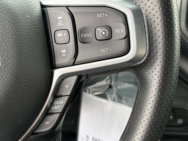 New 2026 RAM 5500 Tradesman AWD/4WD image 15