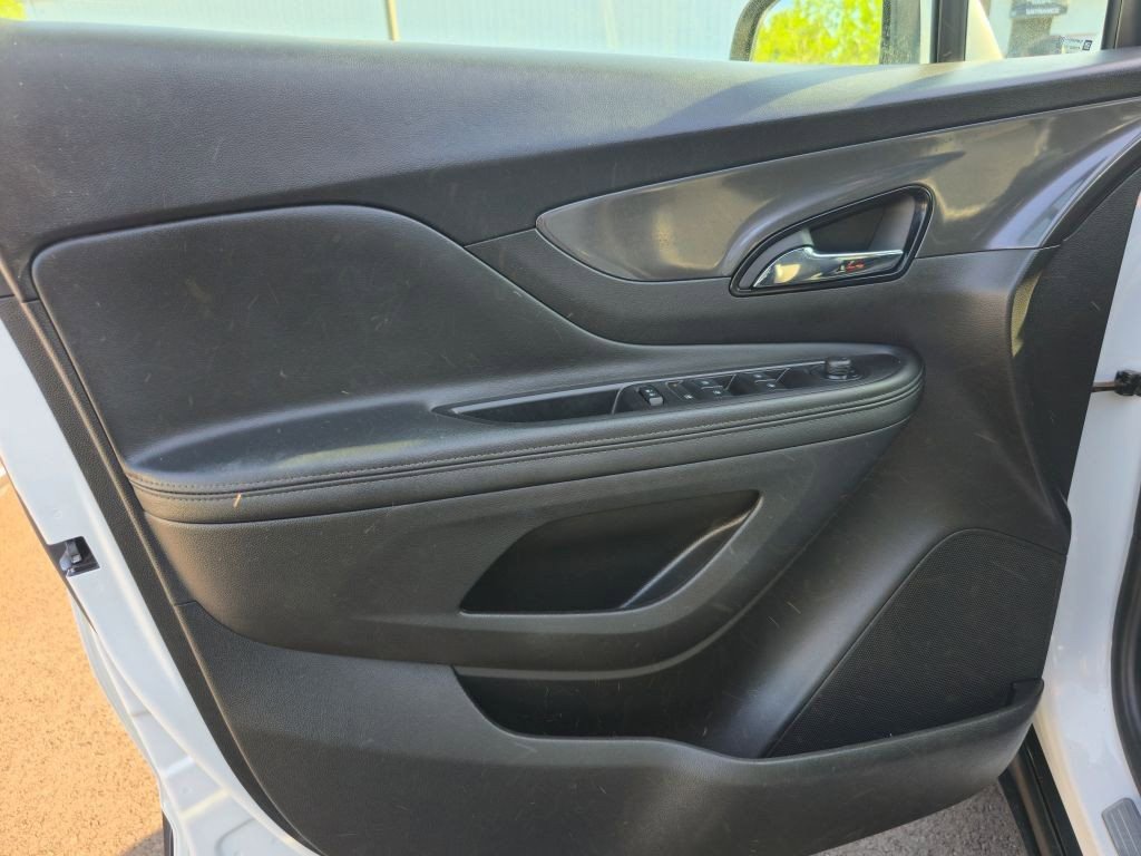 Used 2018 Buick Encore Preferred AWD/4WD image 9