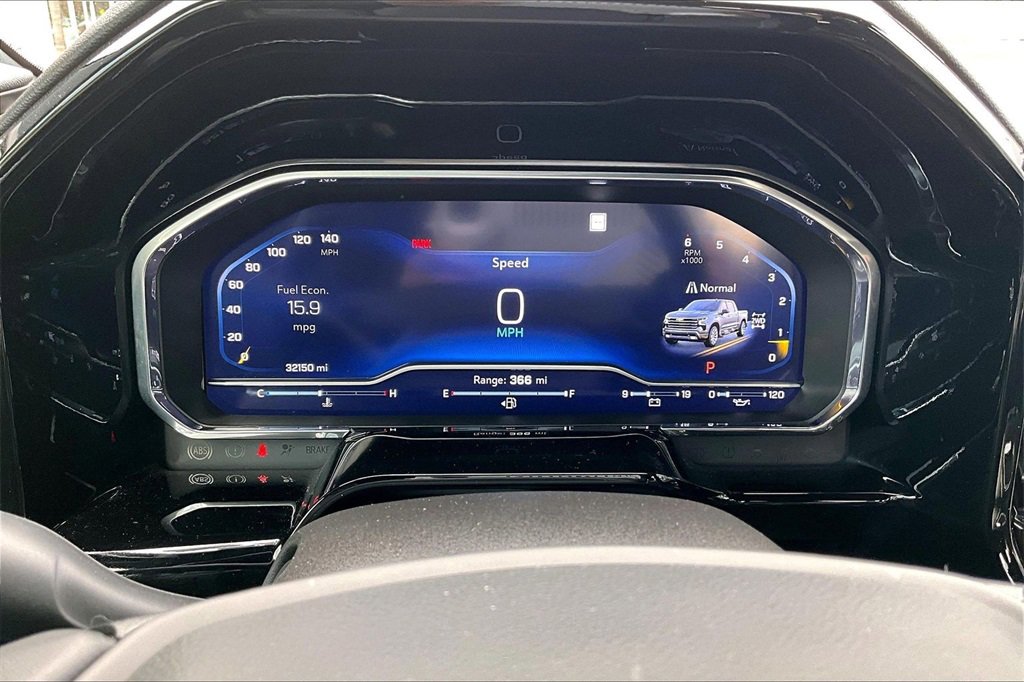 Used 2022 Chevrolet Silverado 1500 High Country w/ High Country Premium Package image 9