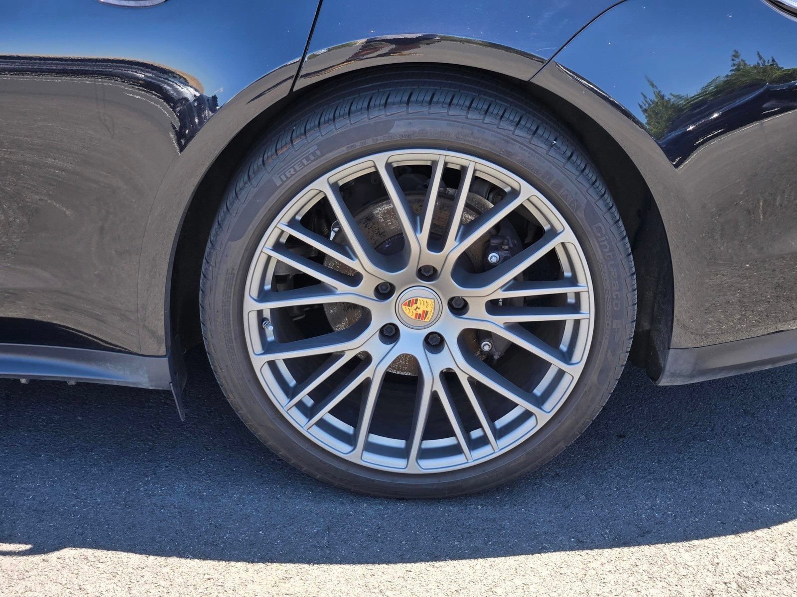Certified 2023 Porsche Panamera 4 Platinum Edition w/ Assistance Package AWD/4WD image 11