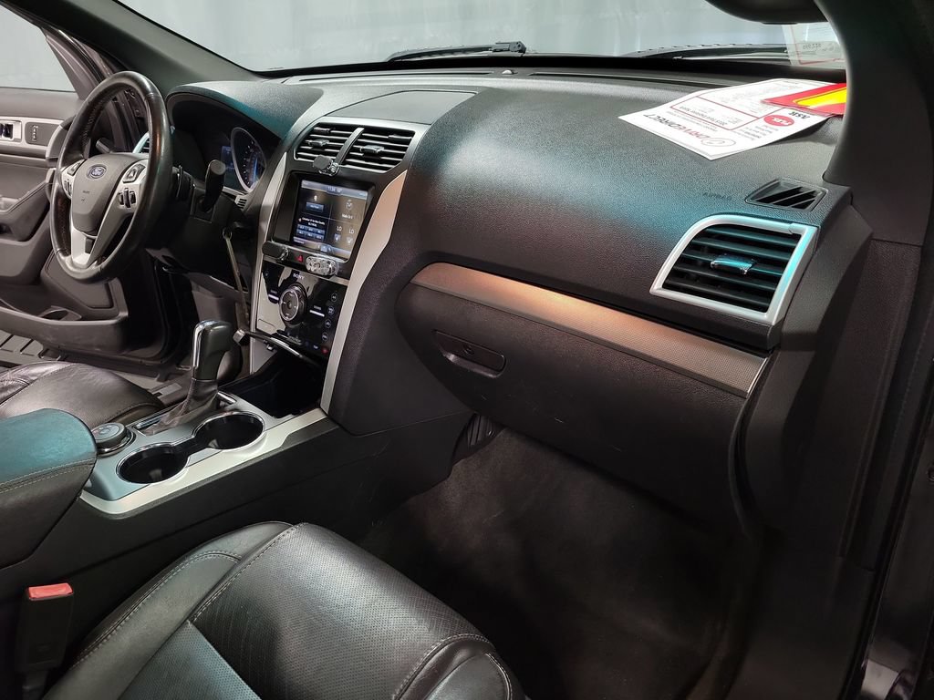 Used 2015 Ford Explorer Sport AWD/4WD image 24