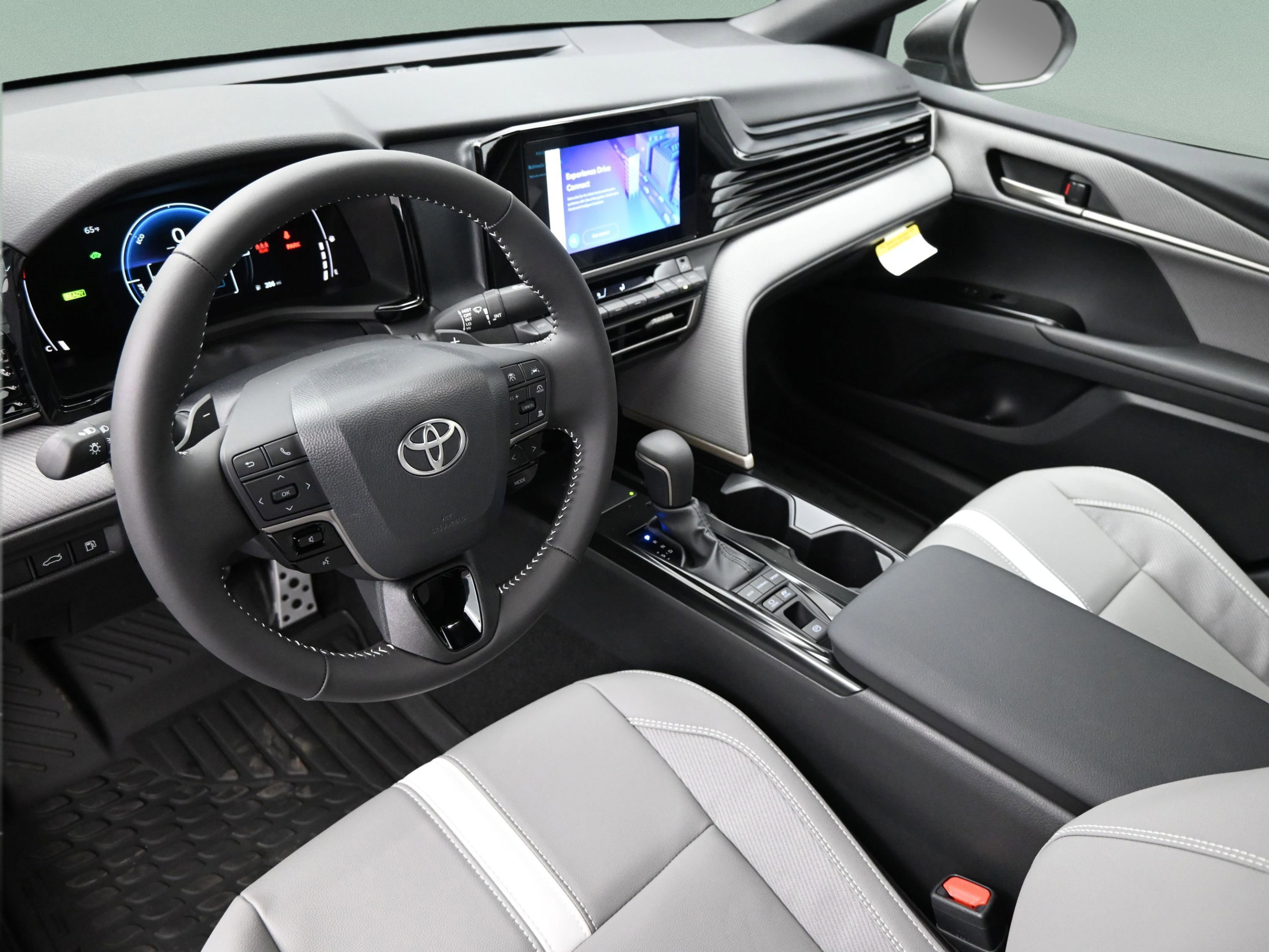 New 2026 Toyota Camry SE FWD image 28