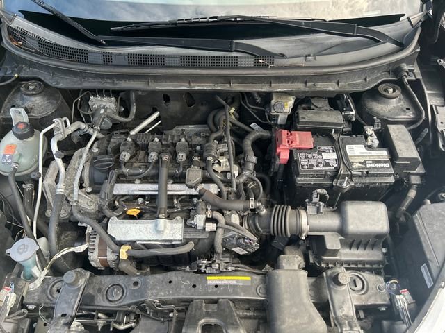 Used 2020 Nissan Kicks SR w/ Exterior Package image 21