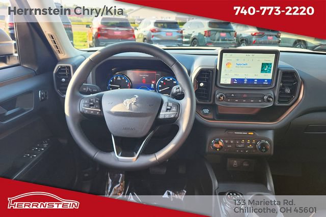 Used 2024 Ford Bronco Sport Outer Banks w/ Tech Package AWD/4WD image 6