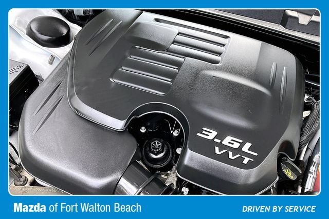 Used 2019 Dodge Challenger SXT RWD image 26
