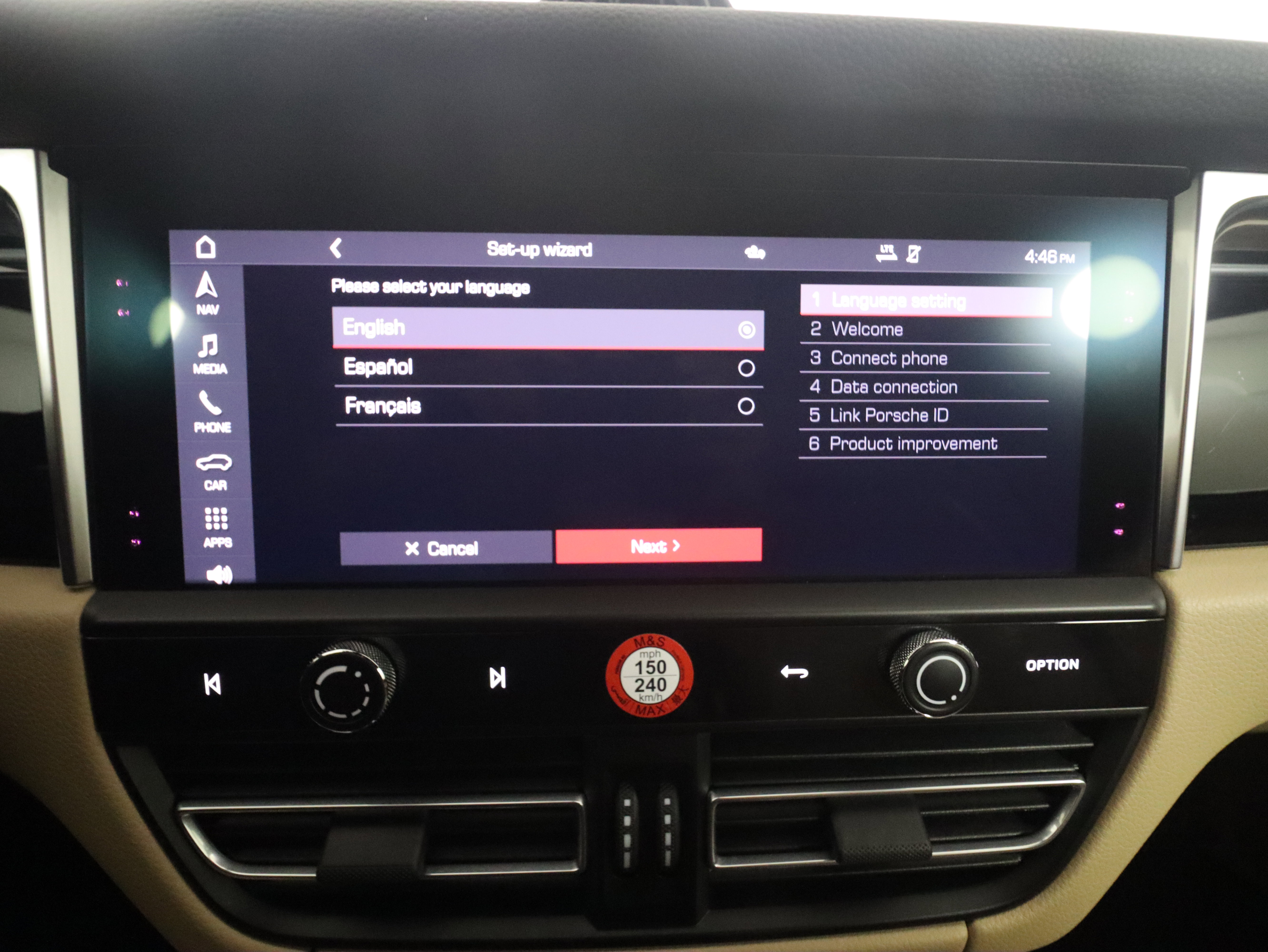 Used 2023 Porsche Macan image 17