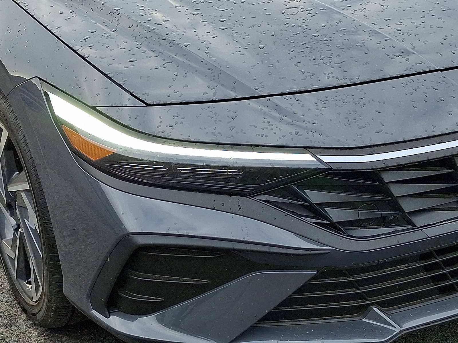 Certified 2025 Hyundai Elantra Sport FWD image 9