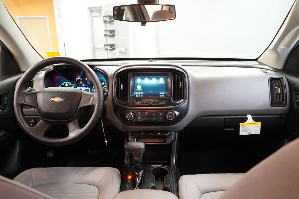 Used 2019 Chevrolet Colorado W/T AWD/4WD image 18