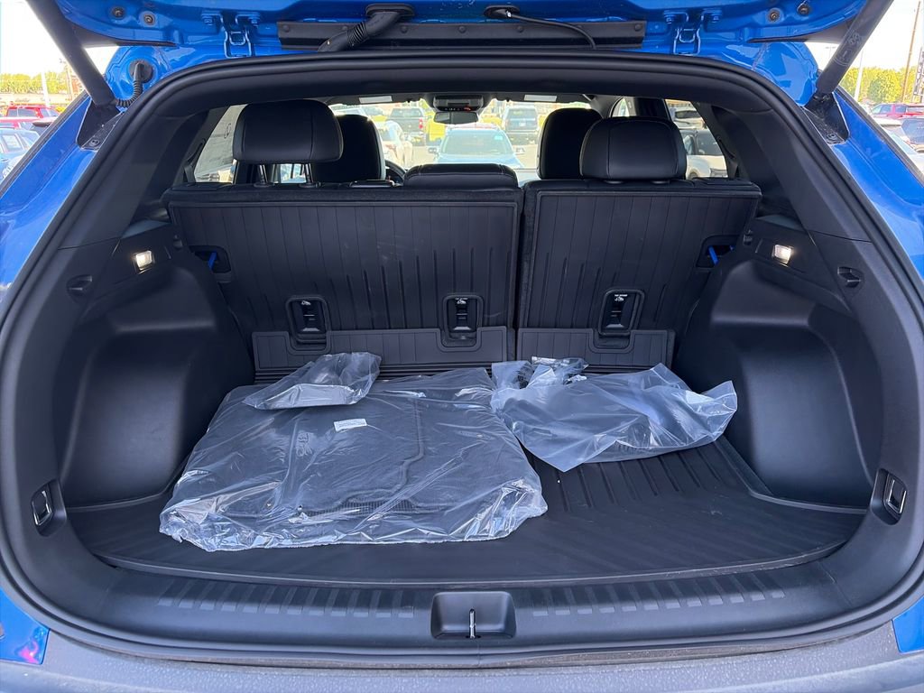 New 2025 Chevrolet Blazer EV LT AWD/4WD image 5
