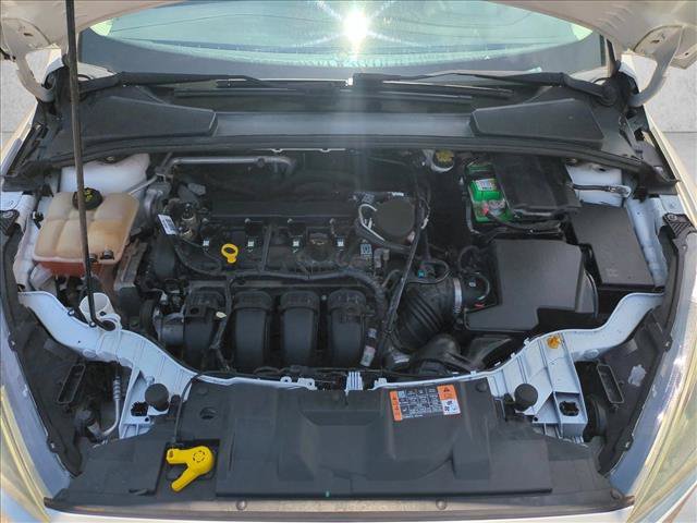 Used 2015 Ford Focus SE w/ Equipment Group 201A FWD image 21