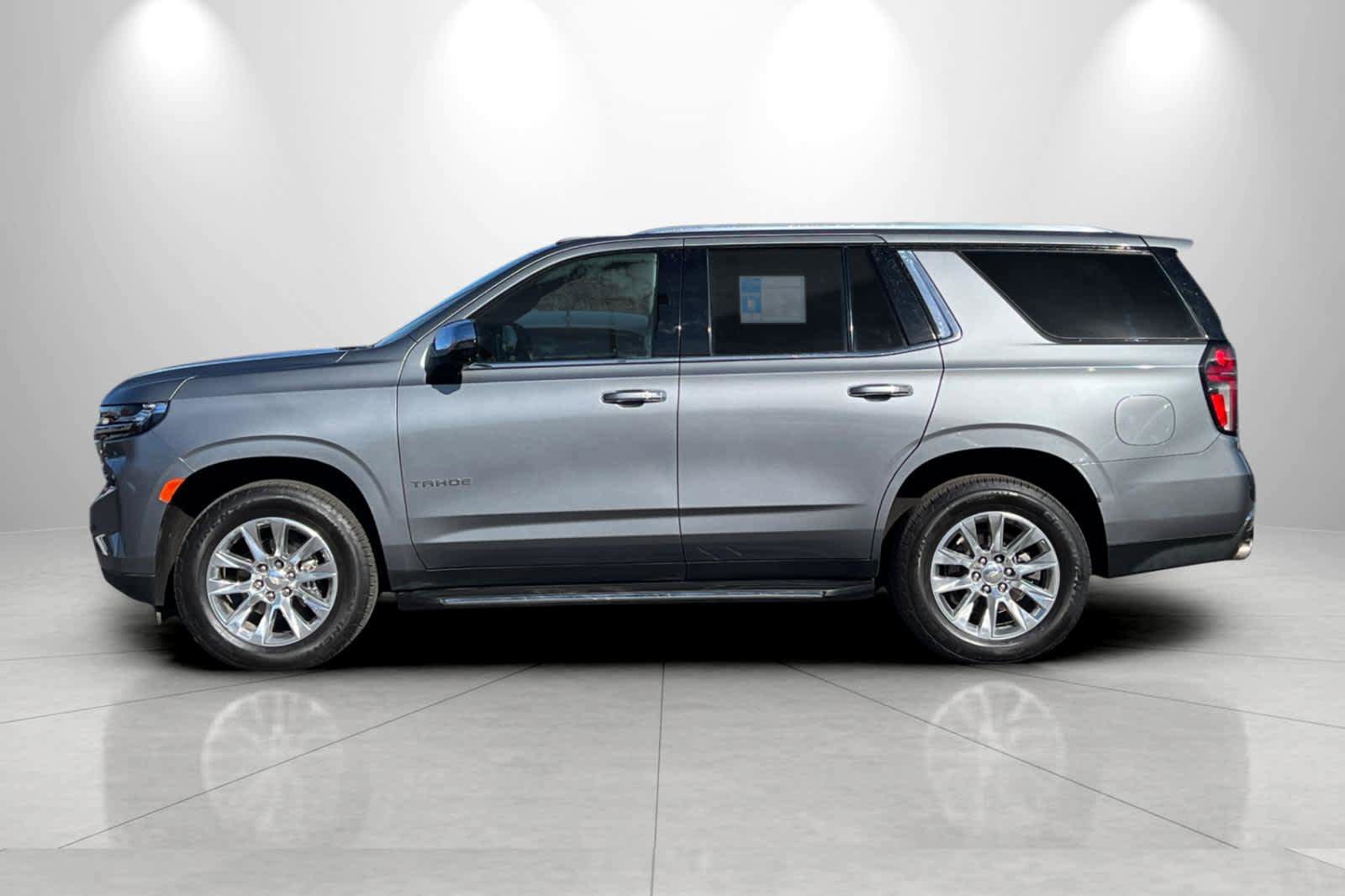 Used 2021 Chevrolet Tahoe Premier w/ Premium Package image 5