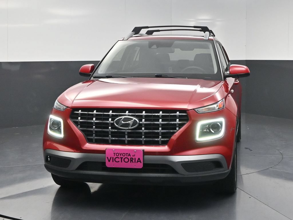 Used 2022 Hyundai Venue Limited FWD image 20
