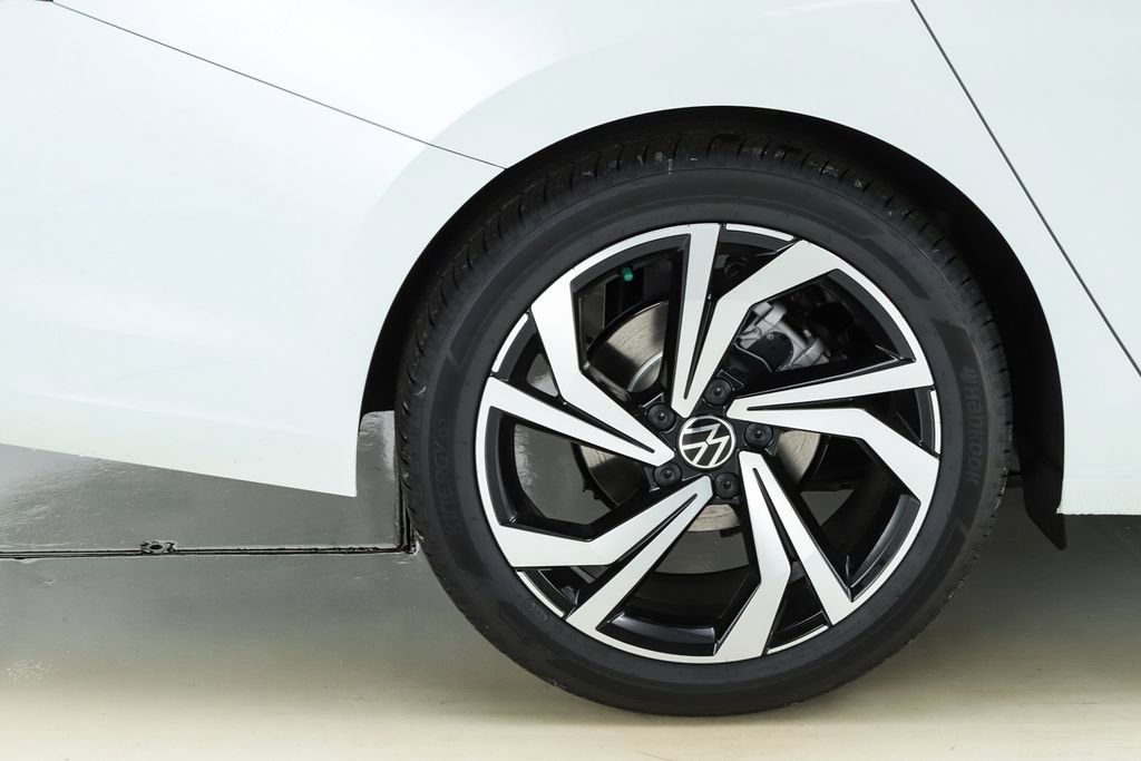 New 2026 Volkswagen Jetta SEL FWD image 13