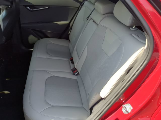 Used 2024 Kia Niro EX Touring FWD image 18