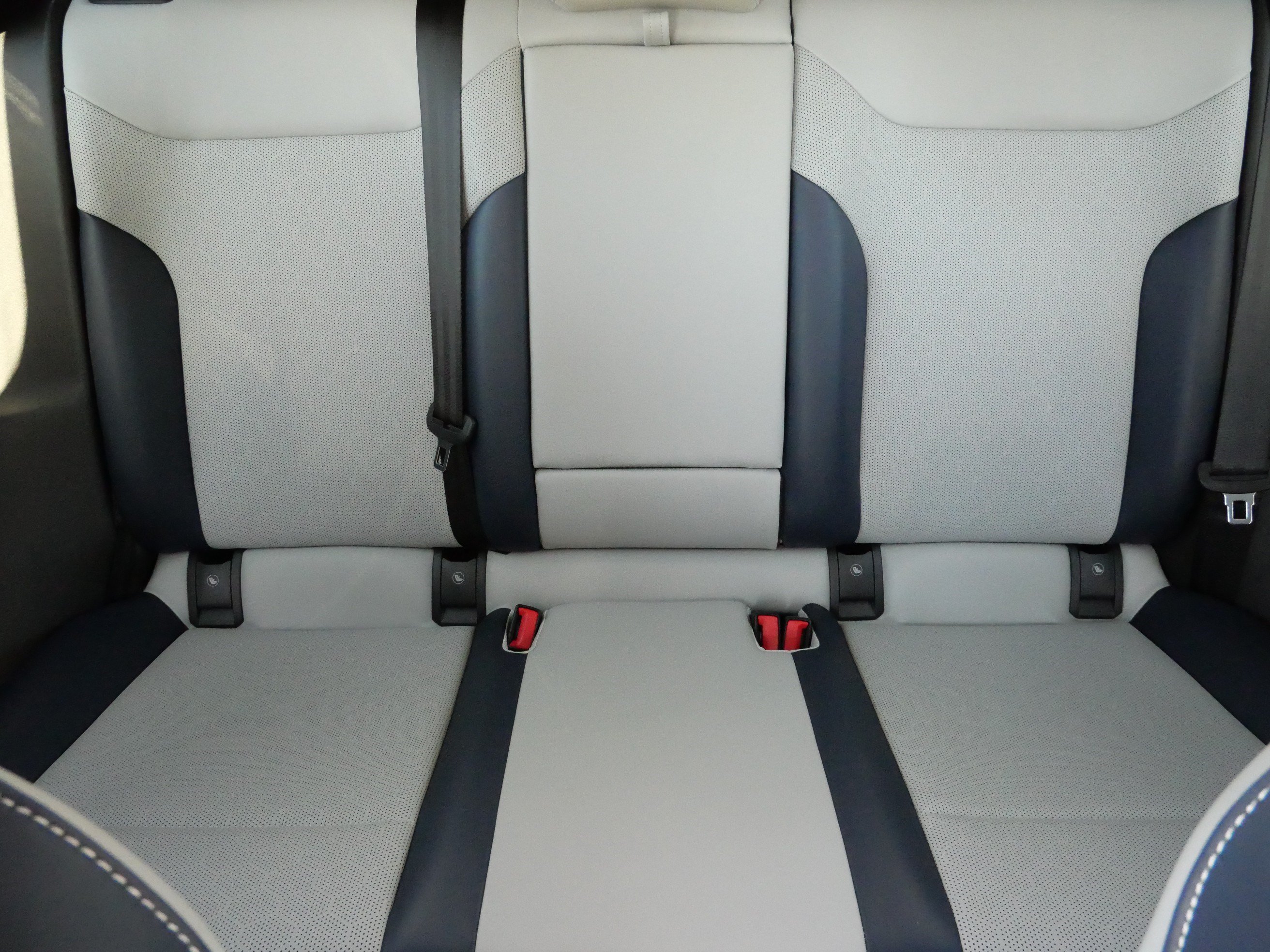 Certified 2025 Volkswagen ID.4 Pro S AWD/4WD image 13