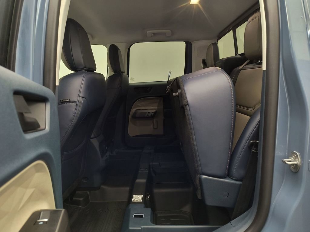 Used 2025 Ford Maverick Lariat w/ 4K Tow Package image 21