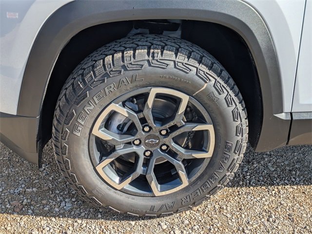 New 2026 Chevrolet Equinox ACTIV w/ Safety and Technology Package image 7