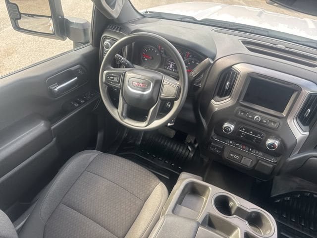 Used 2023 GMC Sierra 3500 Pro w/ Convenience Package AWD/4WD image 28
