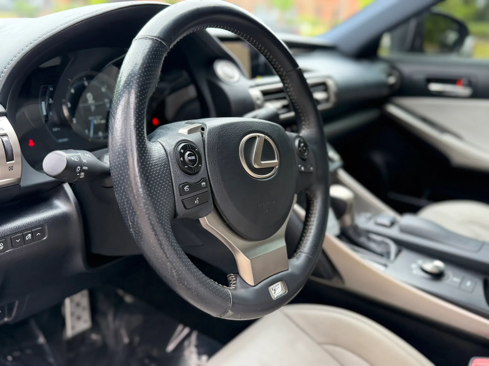 Used 2015 Lexus IS 350 AWD w/ F-Sport Package image 12