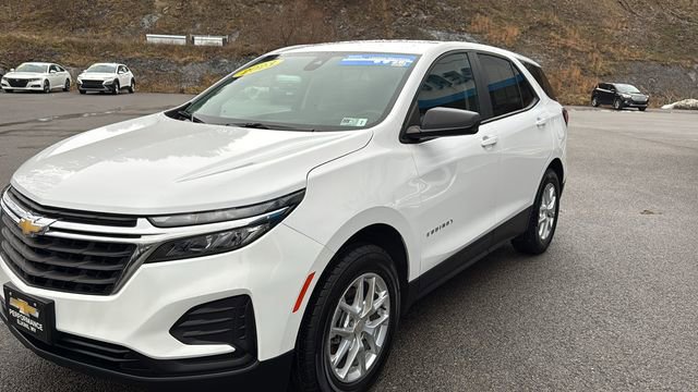 Used 2023 Chevrolet Equinox LS image 27