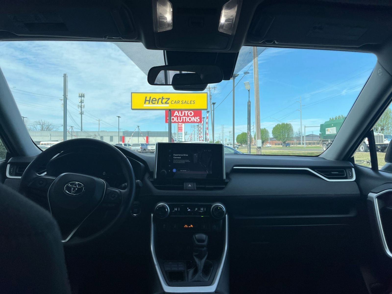 Used 2024 Toyota RAV4 XLE w/ Weather Package image 33