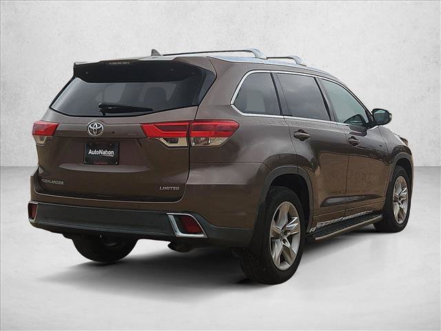 Used 2017 Toyota Highlander Limited FWD image 5