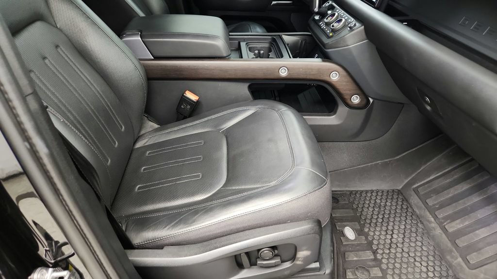 Used 2020 Land Rover Defender 110 X AWD/4WD image 44