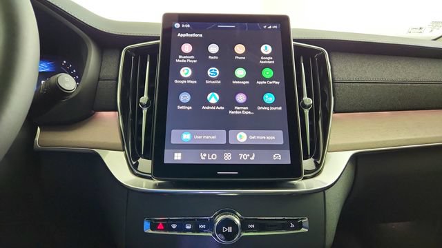 New 2026 Volvo XC90 B5 Plus w/ Protection Package Premier AWD/4WD image 21